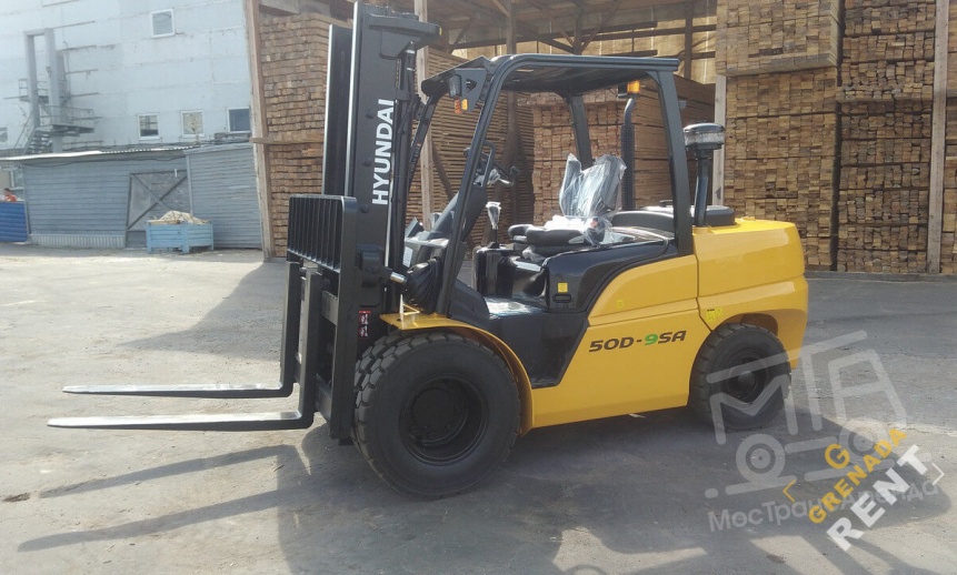 Аренда вилочного погрузчика Hyundai 50D-9SA thumbnail 1