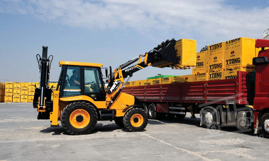 Аренда экскаватора-погрузчика MST M542 thumbnail 2