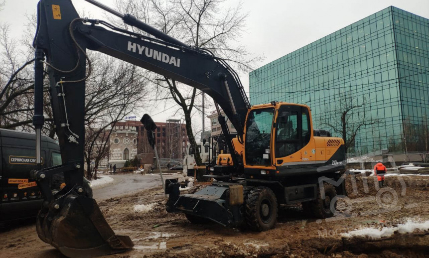 Холодная аренда колесного экскаватора thumbnail 1