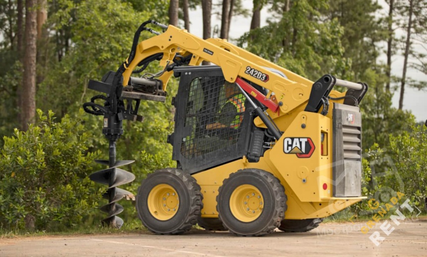 Аренда мини-погрузчика CAT 242D3 thumbnail 2