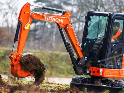 Аренда мини-экскаватора Hitachi ZX26U-5A