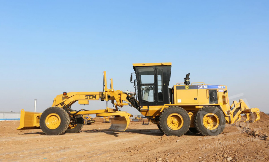 Аренда автогрейдера SEM 922AWD thumbnail 0
