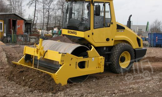 Аренда грунтового катка BOMAG BW 177 - 7,5 тонн thumbnail 0