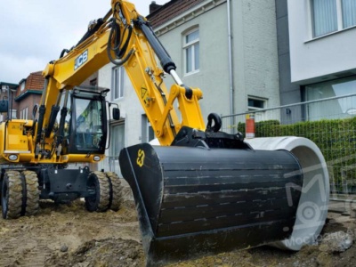 Аренда колесного экскаватора JCB JS145W
