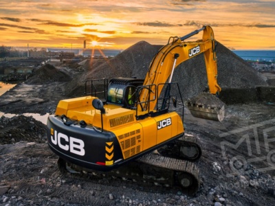 Аренда гусеничного экскаватора JCB JS 330