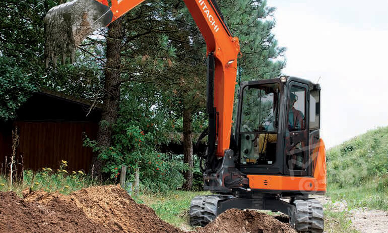 Аренда мини-экскаватора Hitachi ZX65USB-5A thumbnail 3