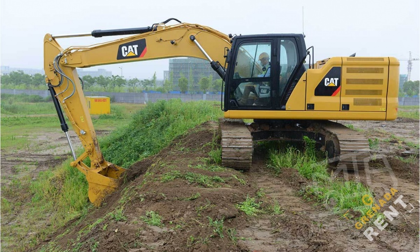 Аренда экскаватора Cat 323D2 L с узким ковшом thumbnail 1