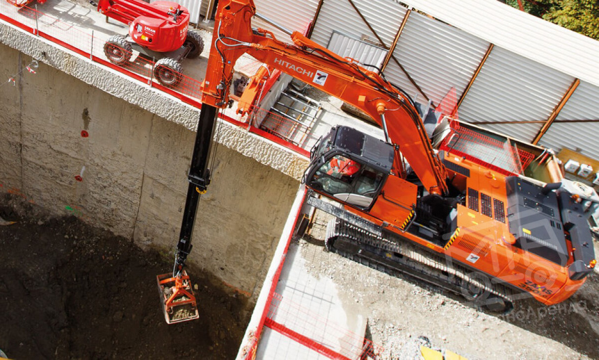 Аренда гусеничного экскаватора с грейфером 30 метров thumbnail 0