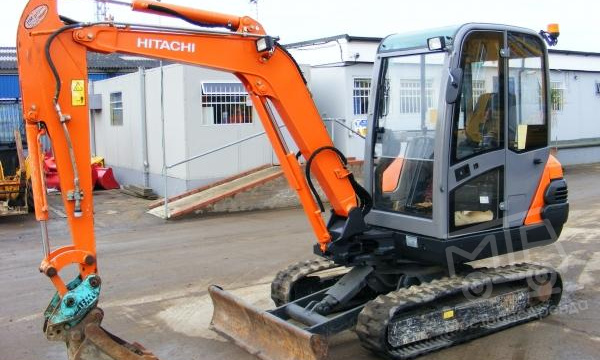 Аренда мини-экскаватора Hitachi ZX30 thumbnail 0
