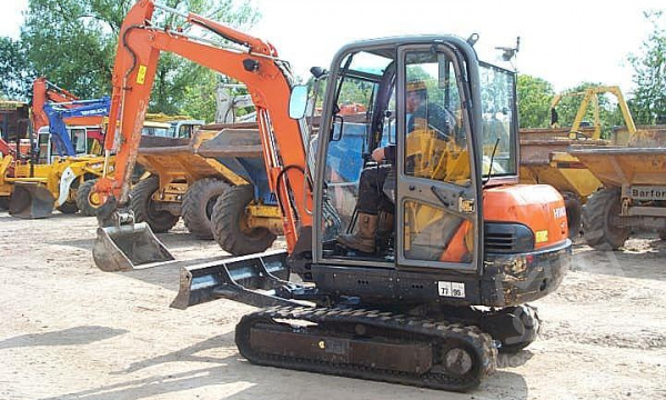 Аренда мини-экскаватора Hitachi ZX30 thumbnail 1