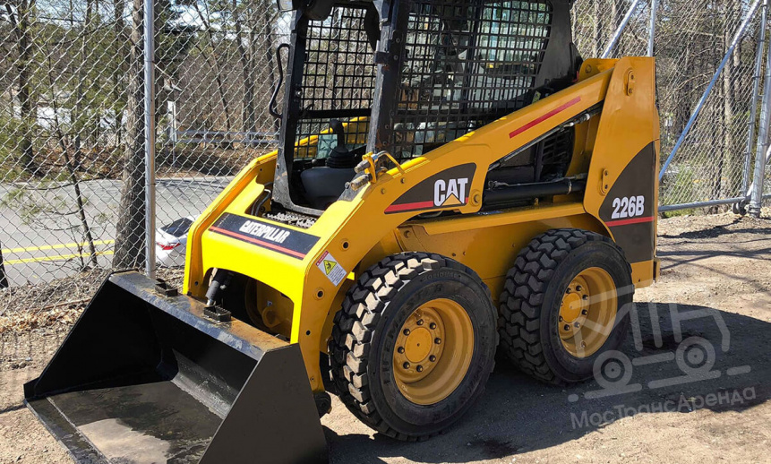 Аренда мини-погрузчика CAT 226B3 thumbnail 2