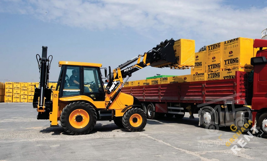 Аренда экскаватора-погрузчика MST M542 thumbnail 2