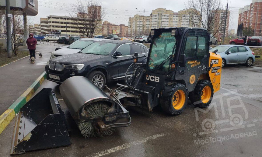 Холодная аренда колесного мини-погрузчика thumbnail 2