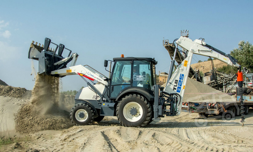 Аренда экскаватора-погрузчика Terex TLB 825 thumbnail 0