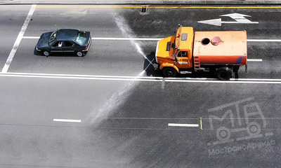 Аренда поливомоечной машины на базе ЗИЛ - 6 м3 thumbnail 1