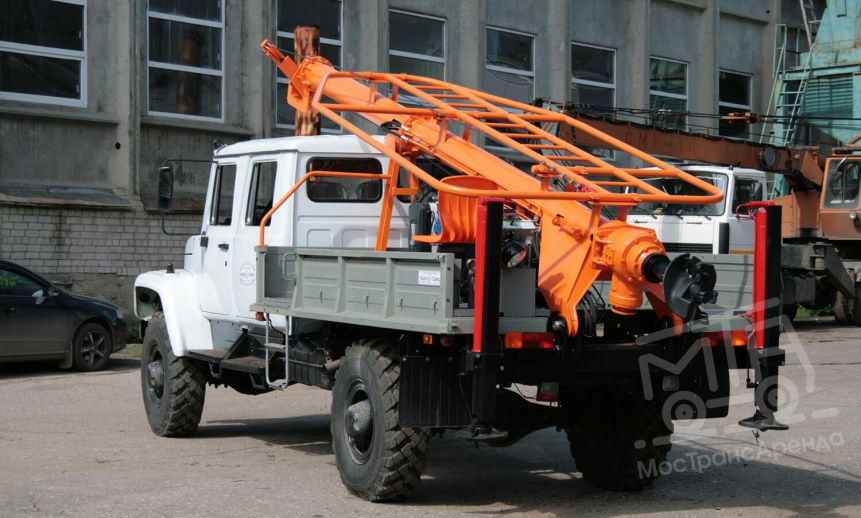 Аренда ямобура БКМ 317 на базе ГАЗ 3308 thumbnail 2