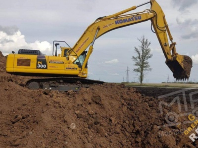 Гусеничный экскаватор Komatsu PC300