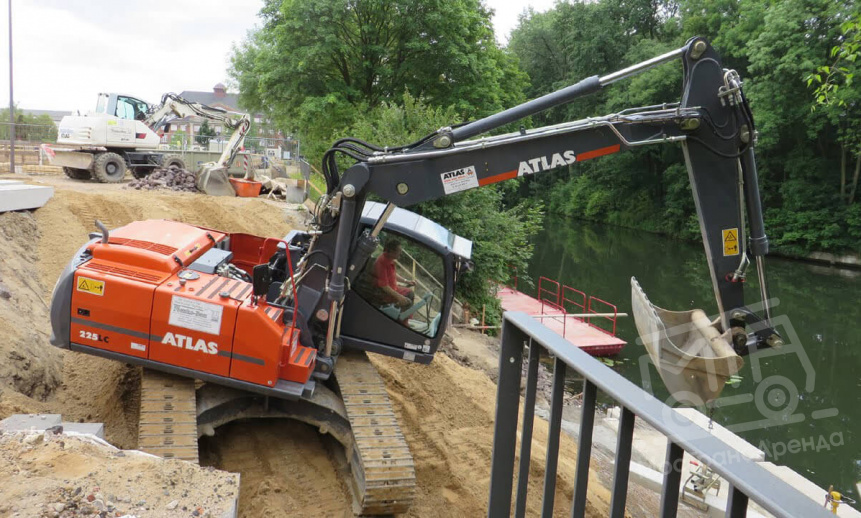 Аренда гусеничного экскаватора Atlas 225 LC thumbnail 3
