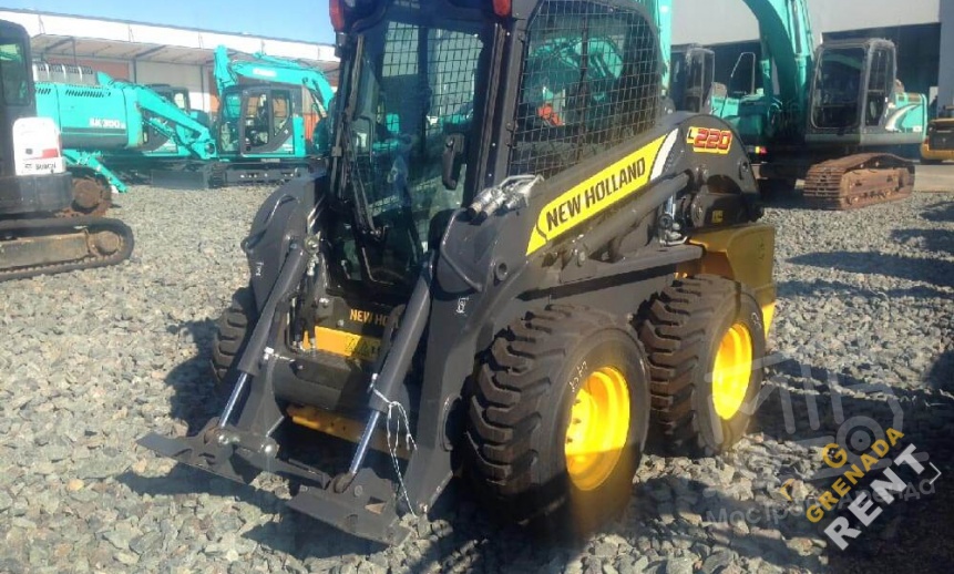 Аренда мини-погрузчика New Holland L220 thumbnail 0