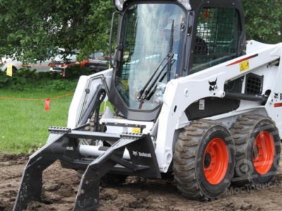 Аренда мини-погрузчика Bobcat S450