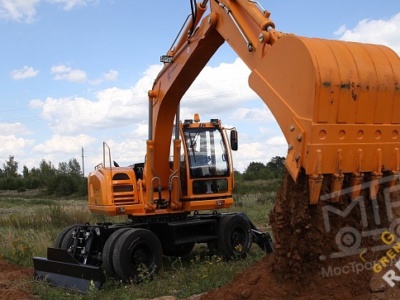Аренда колесного экскаватора Амкодор EW-1400