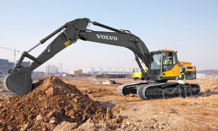 Аренда гусеничного экскаватора Volvo EC250D thumbnail 2