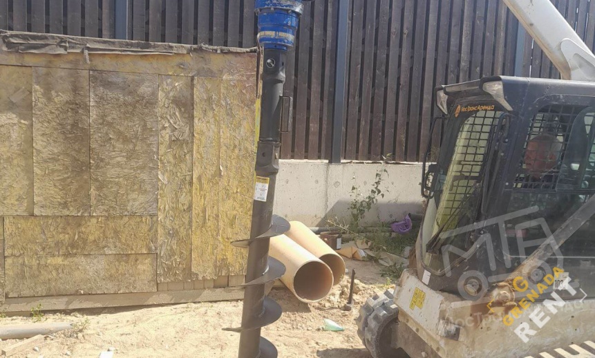 Аренда мини-погрузчика Bobcat Т650 thumbnail 4