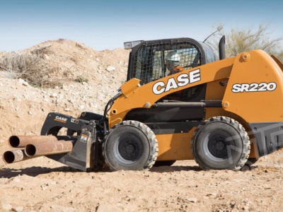 Аренда мини-погрузчика CASE SR220