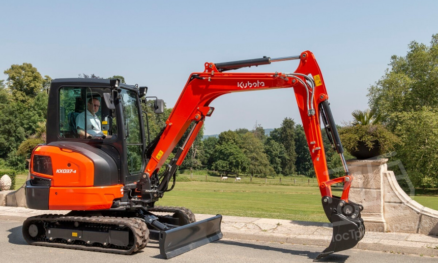 Аренда мини-экскаватора Kubota KX037-4 thumbnail 0