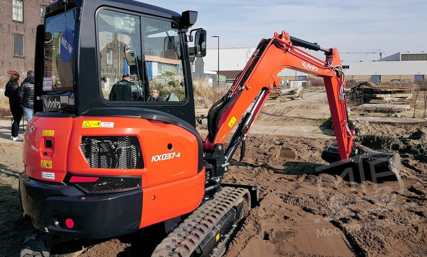 Аренда мини-экскаватора Kubota KX037-4 thumbnail 1
