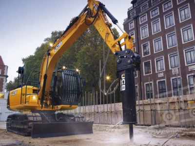 Аренда гусеничного экскаватора JCB JS 130