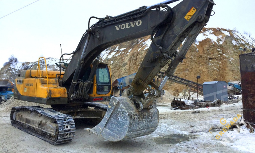 Аренда гусеничного экскаватора Volvo EC290 thumbnail 1