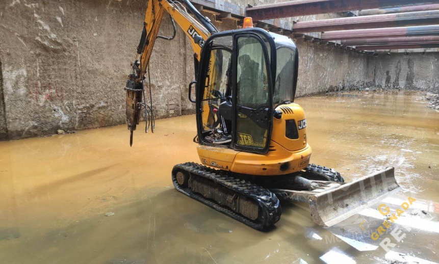 Аренда гидромолота на базе мини-экскаватора thumbnail 1