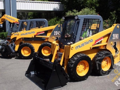 Аренда мини-погрузчика MUSTANG 2041
