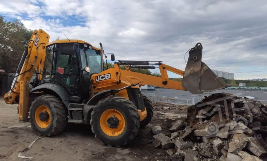 Аренда экскаватора-погрузчика JCB 3CX thumbnail 1