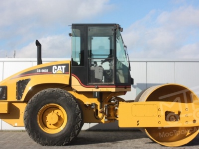 Аренда грунтового катка CAT SC 563 E - 12,1 тонн