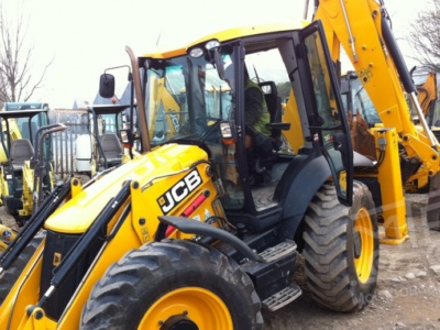 Аренда экскаватора-погрузчика JCB 5CX