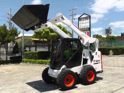 Аренда мини-погрузчика Bobcat S590