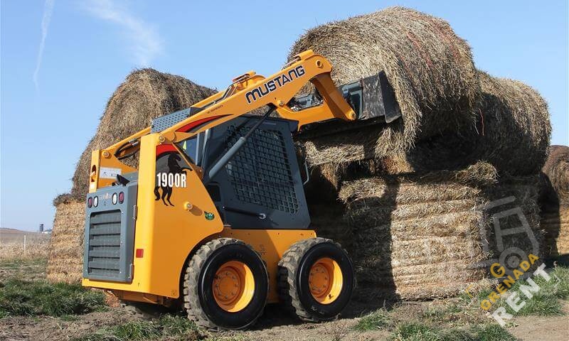 Аренда мини-погрузчика MUSTANG 1900R thumbnail 0