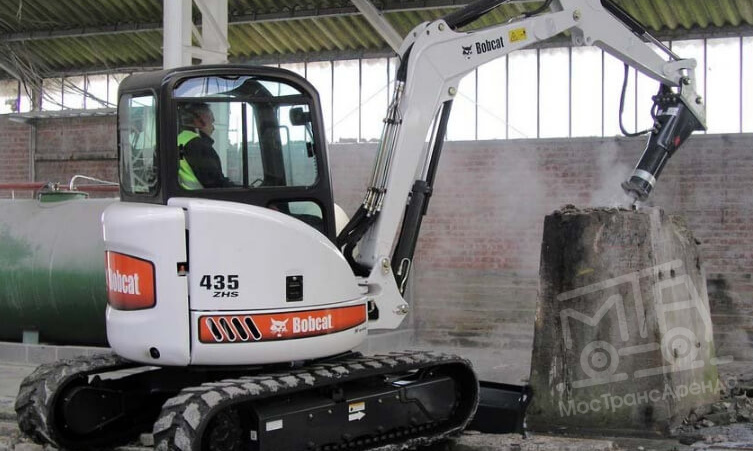 Аренда мини-экскаватора Bobcat 435 с гидромолотом thumbnail 0