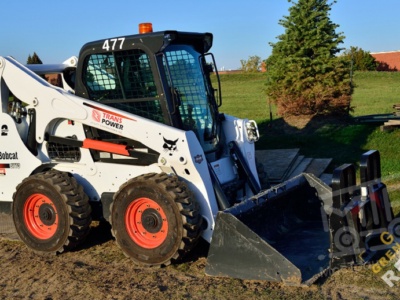 Аренда мини-погрузчика Bobcat S770