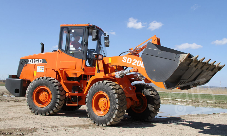 Аренда фронтального погрузчика Doosan SD200 thumbnail 1