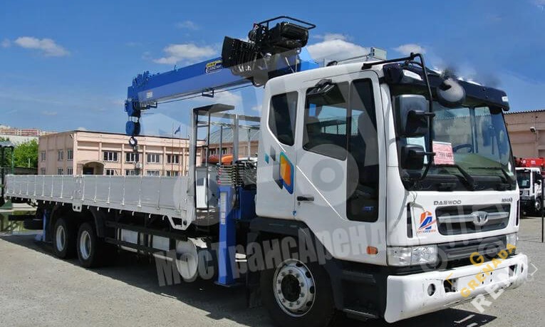 Аренда манипулятора Daewoo с грузоподъемностью стрелы 5 тонны и грузоподъемностью борта 10 тонн thumbnail 0