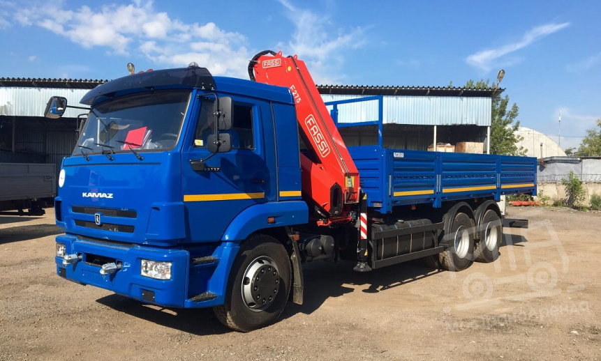 Аренда манипулятора Fassi, стрела 9 тонн, борт 11 тонн thumbnail 0