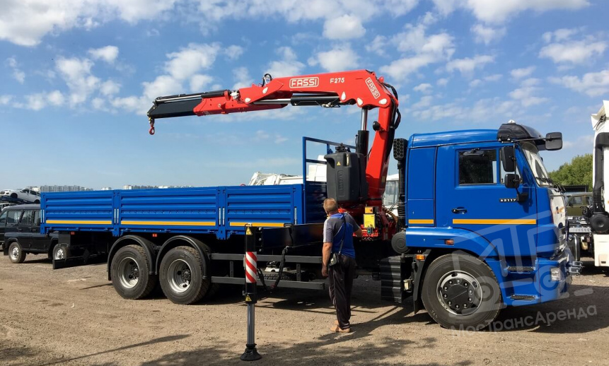 Аренда манипулятора Fassi, стрела 9 тонн, борт 11 тонн thumbnail 1