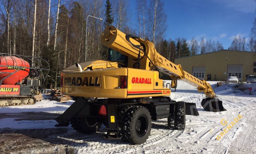 Аренда экскаватора-планировщика Gradall XL 3300 thumbnail 0