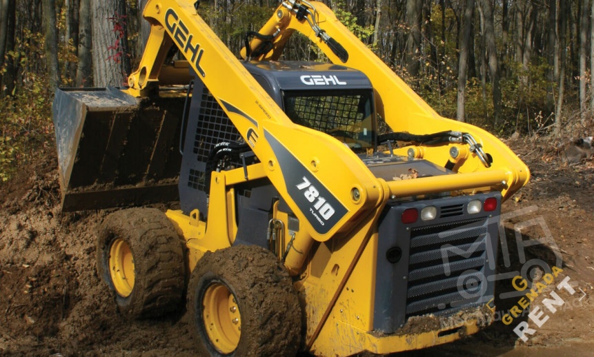 Аренда мини-погрузчика GEHL SL 7810 thumbnail 1
