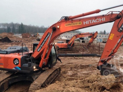 Аренда гусеничного экскаватора Hitachi ZX300LC