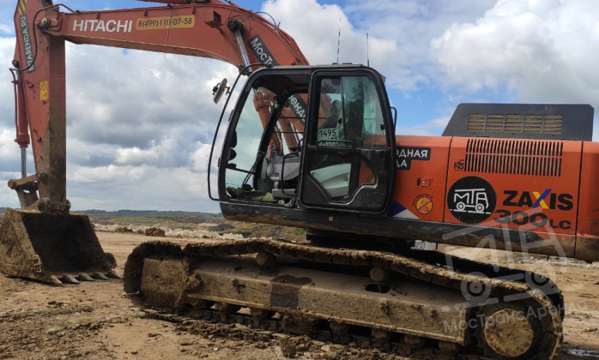 Аренда гусеничного экскаватора Hitachi ZX300LC thumbnail 6