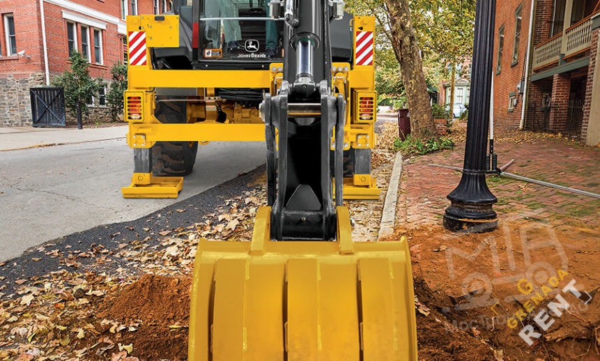 Аренда экскаватора-погрузчика John Deere 325SL thumbnail 2